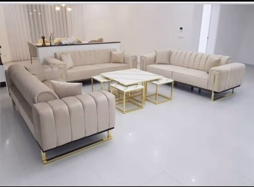 Vitale Sofa Set