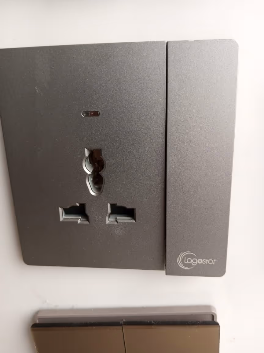 Premium Single Socket